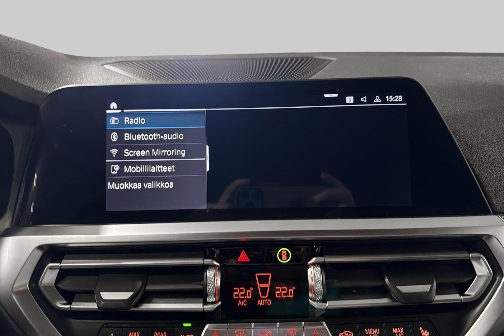 BMW 3-sarja iso kuva 23