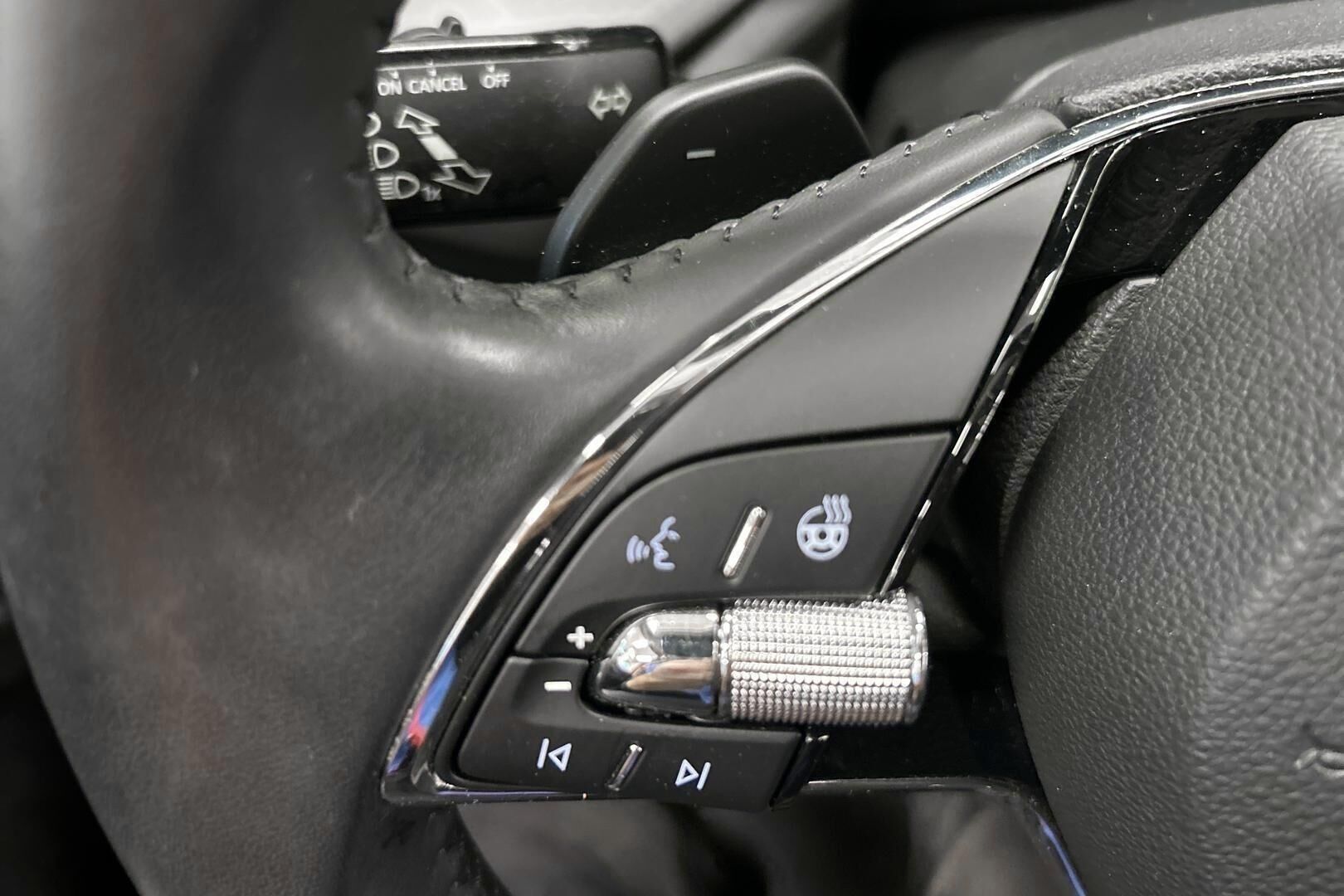 Skoda Octavia iso kuva 25