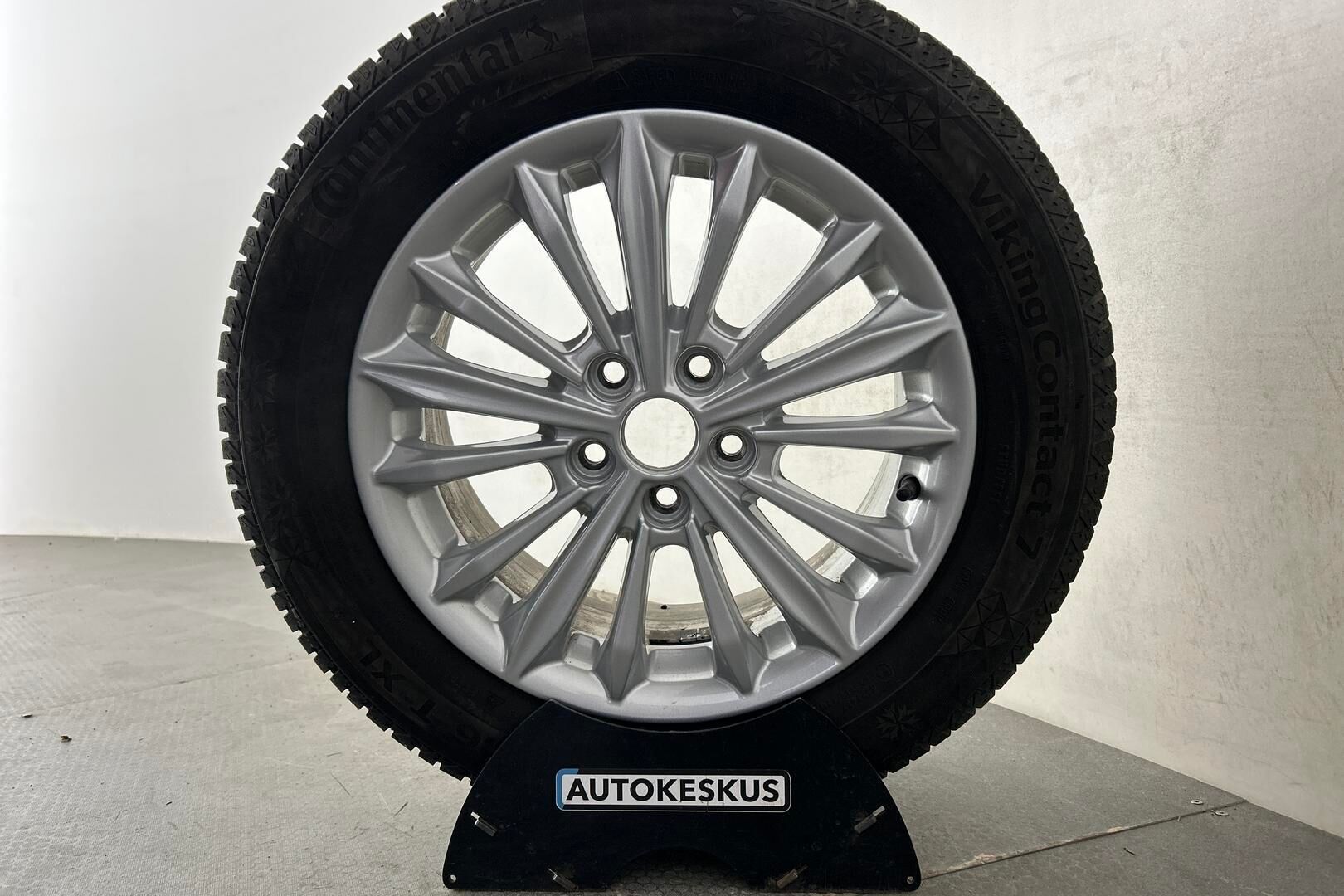 Ford Focus iso kuva 12
