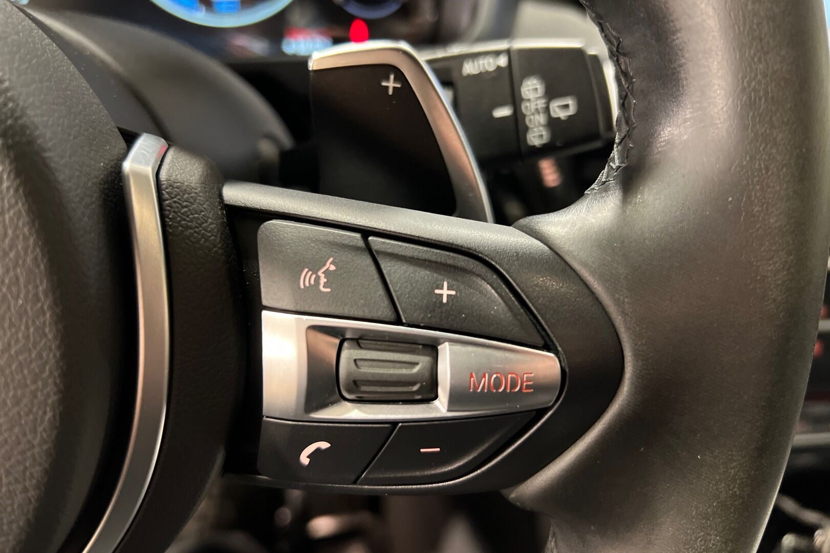 BMW X5 iso kuva 12