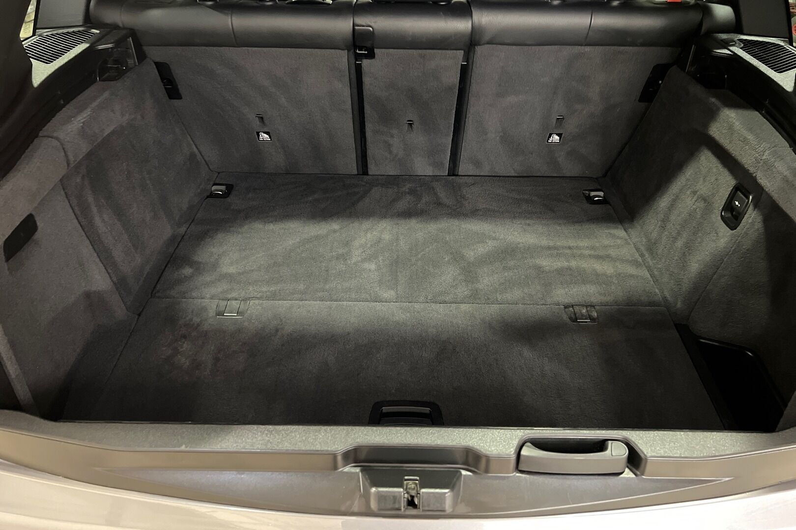 BMW X5 iso kuva 15
