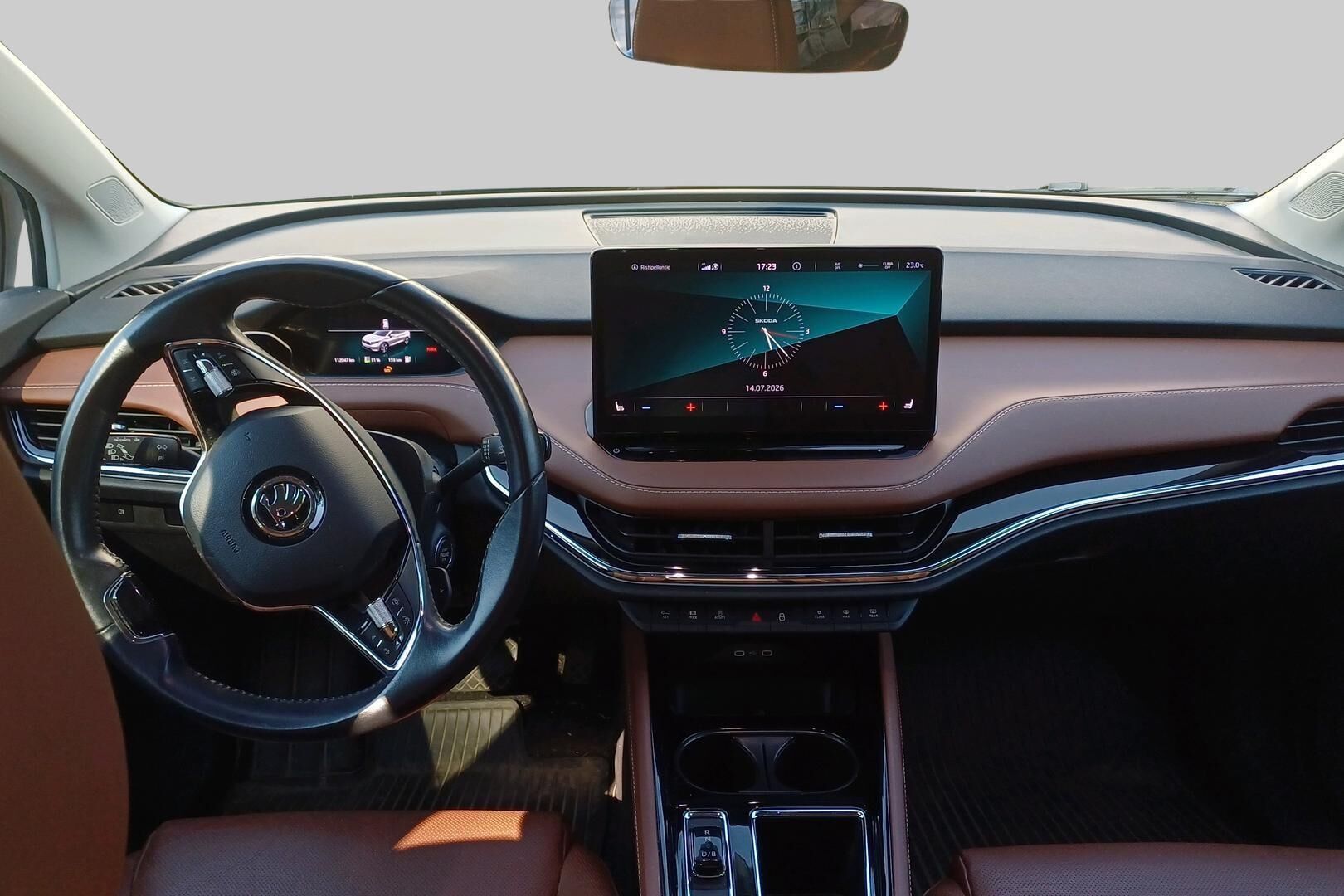 Skoda Enyaq iso kuva 2