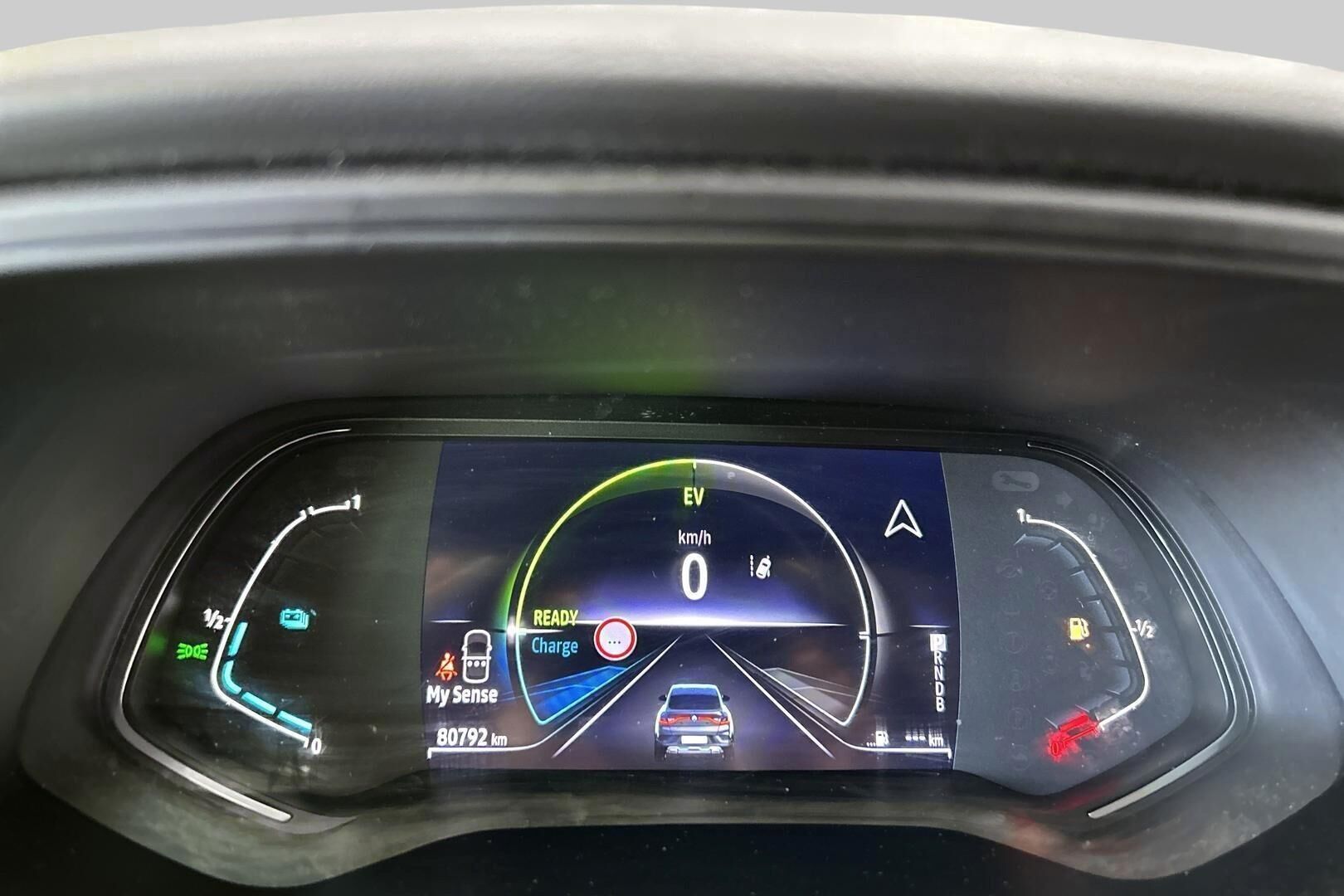 Renault Arkana iso kuva 19