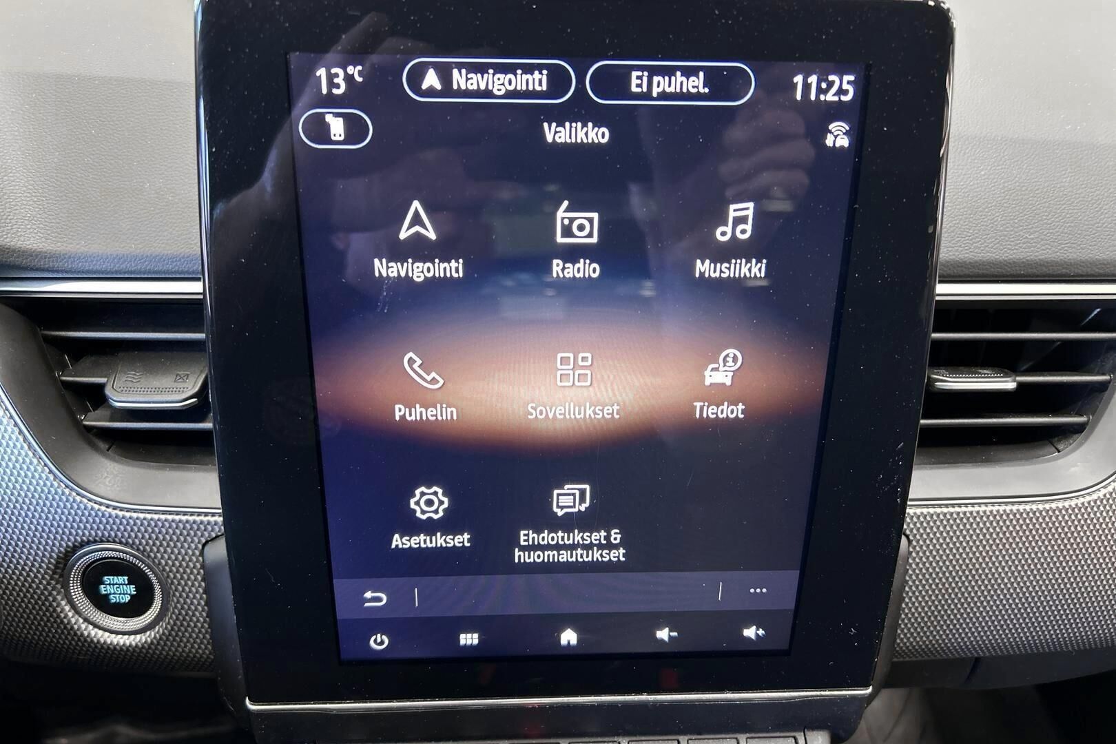 Renault Arkana iso kuva 21