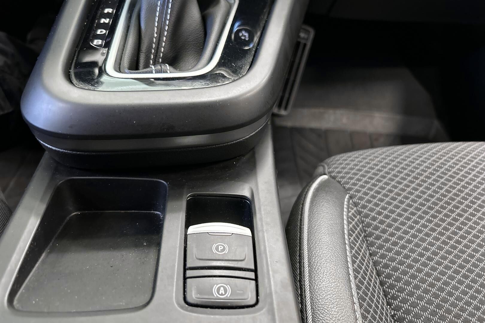 Renault Arkana iso kuva 8