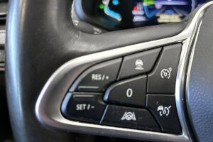 Renault Arkana esikatselu 25