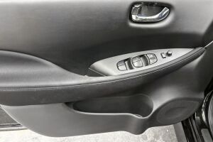 Nissan Leaf esikatselu 12