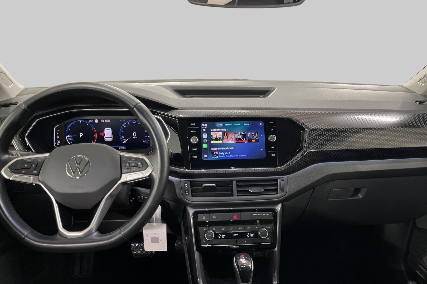 Volkswagen T-Cross iso kuva 10
