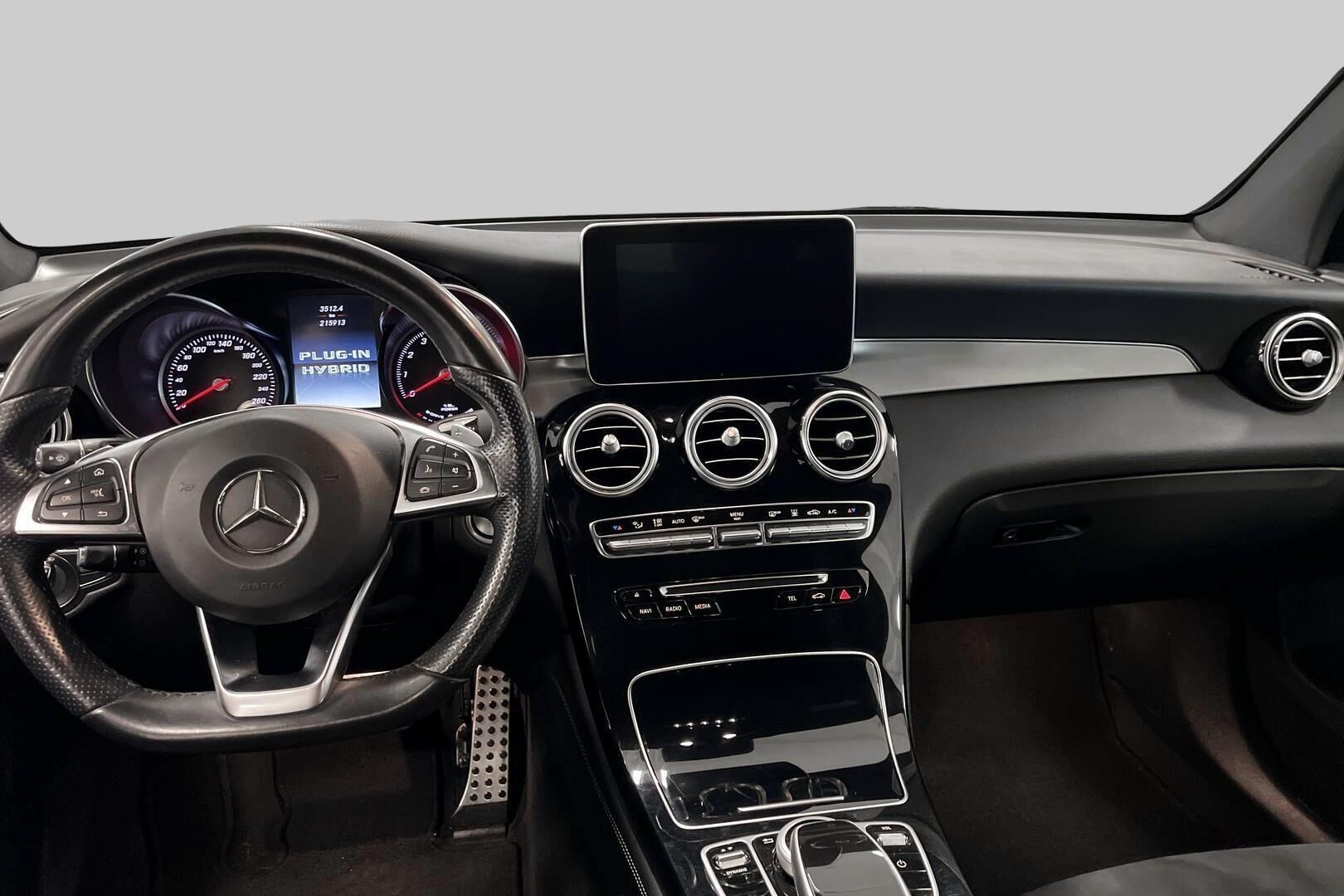 Mercedes-Benz GLC iso kuva 20