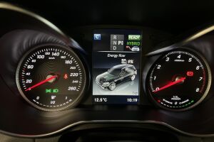 Mercedes-Benz GLC esikatselu 14