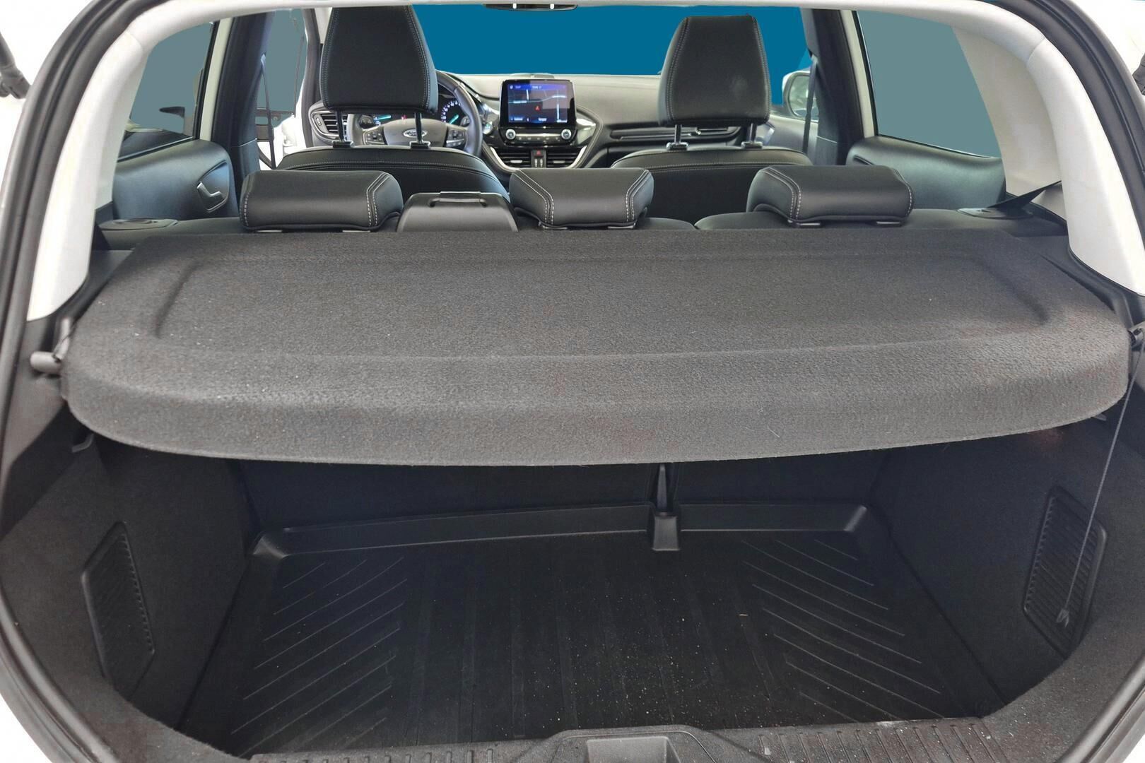 FORD FIESTA iso kuva 12