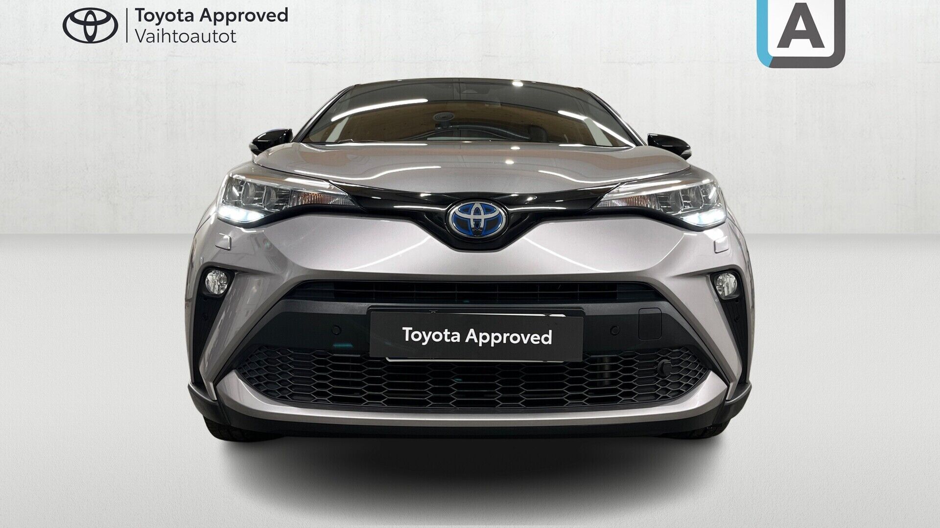 Toyota C-HR iso kuva 6