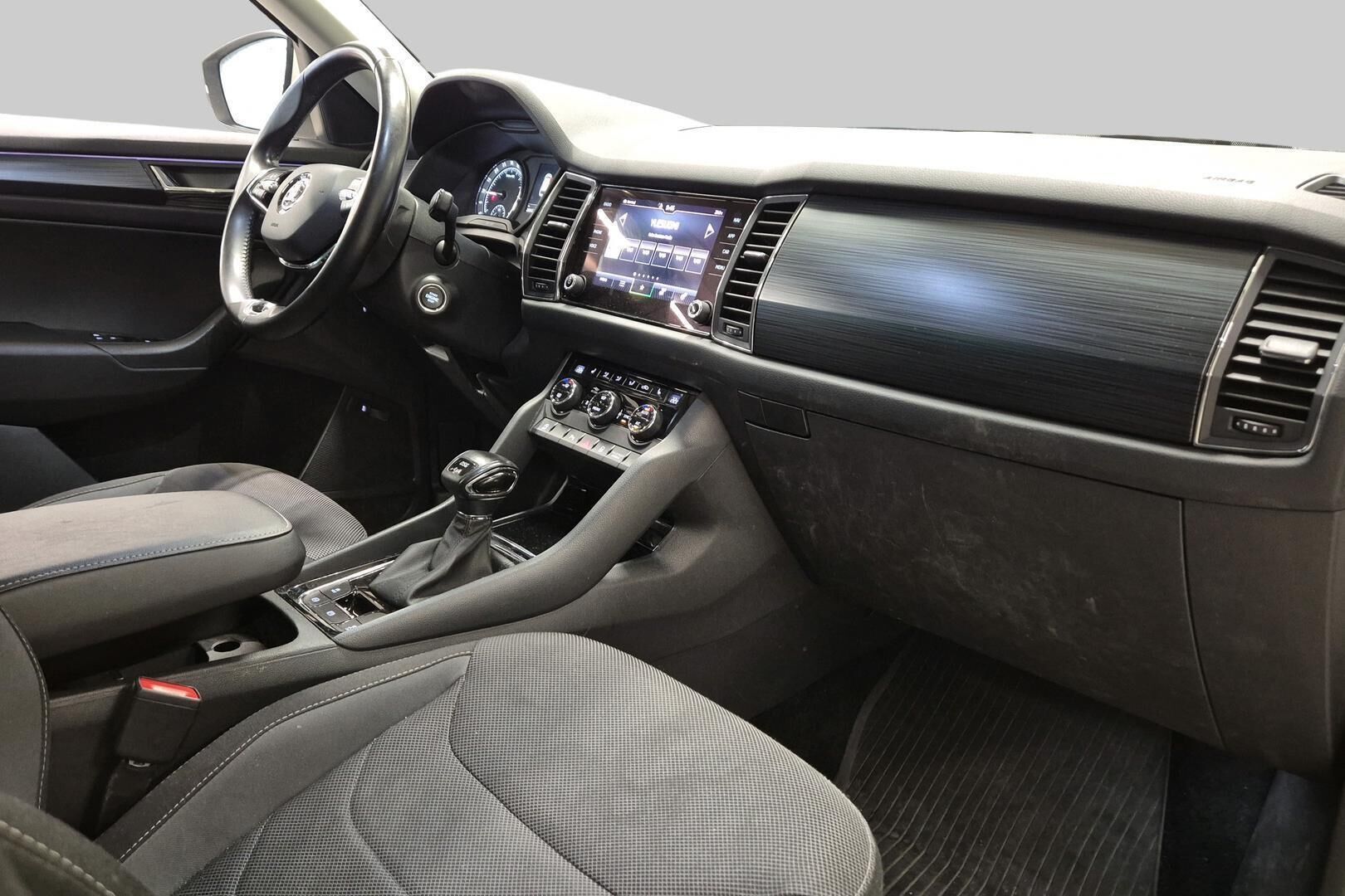 Skoda Kodiaq 2021, kuva 6/8