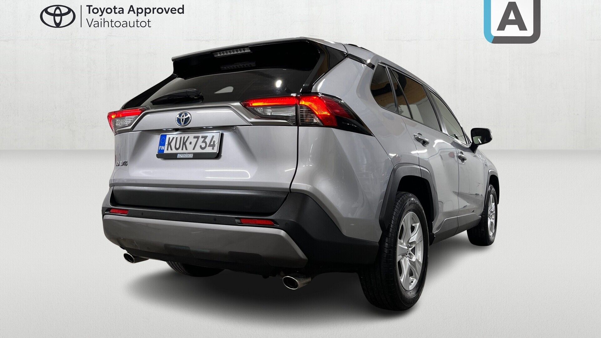 Toyota RAV4 iso kuva 2