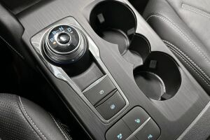 Ford Kuga esikatselu 20