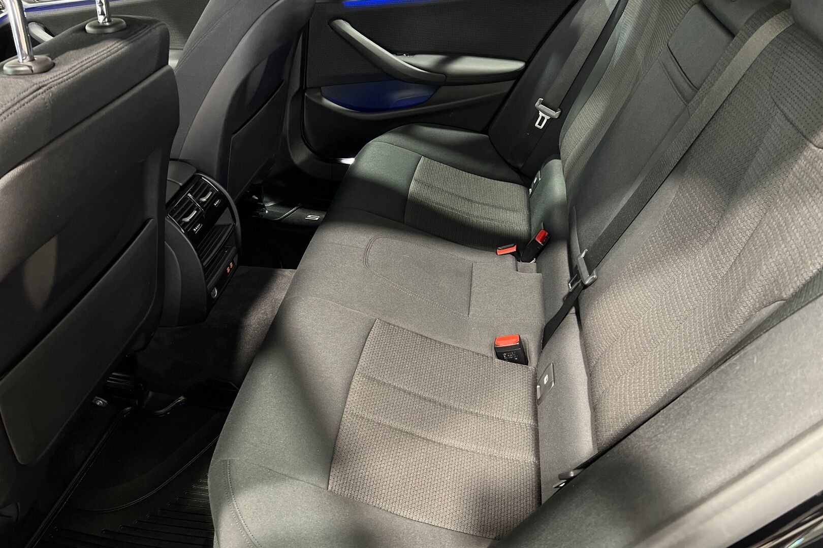 BMW 5-sarja iso kuva 6