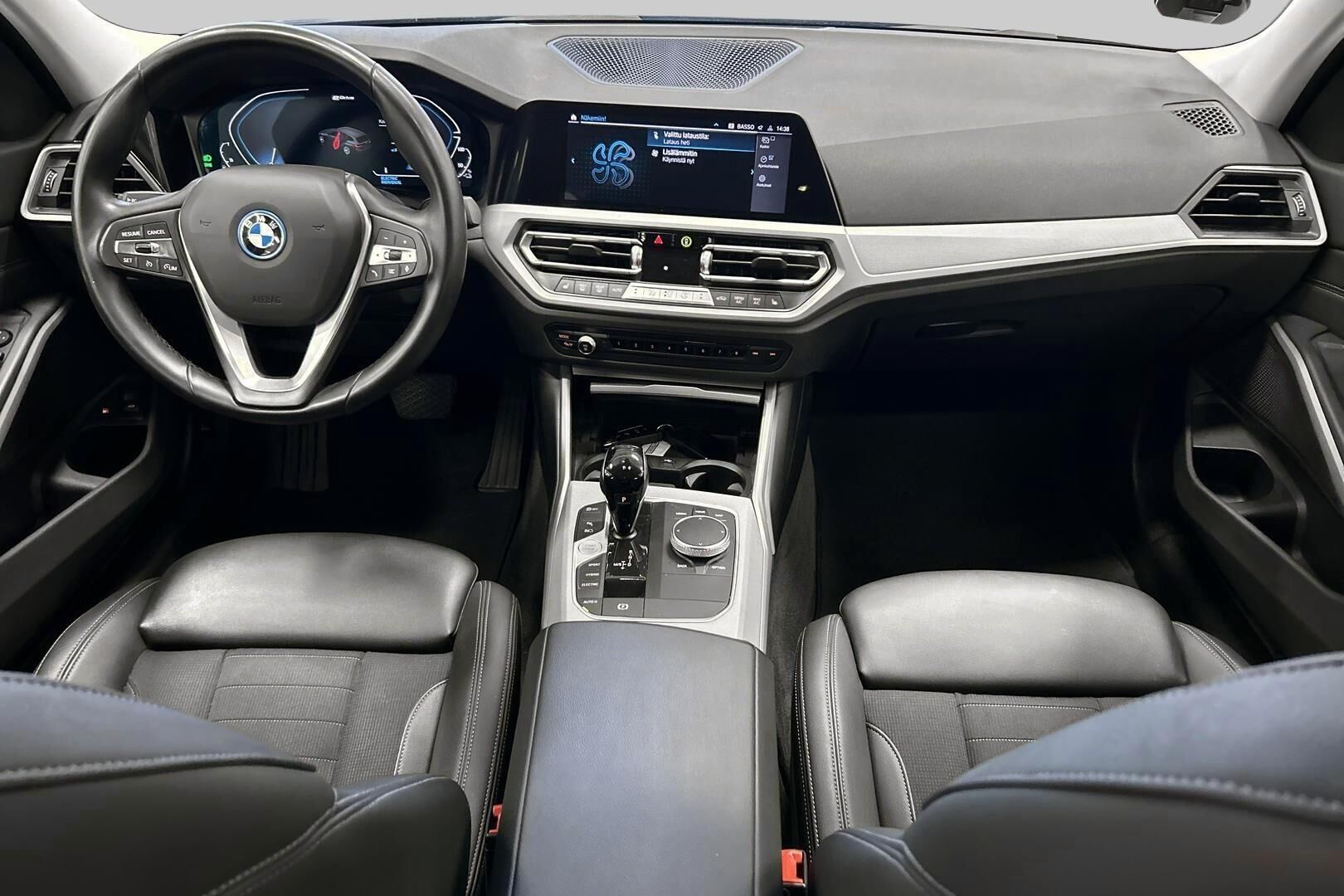 BMW 3-SARJA iso kuva 11