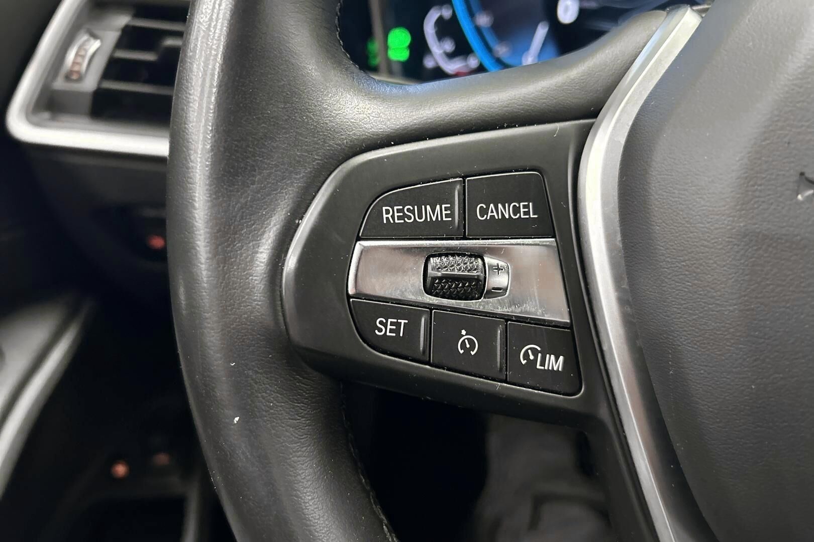 BMW 3-SARJA iso kuva 12