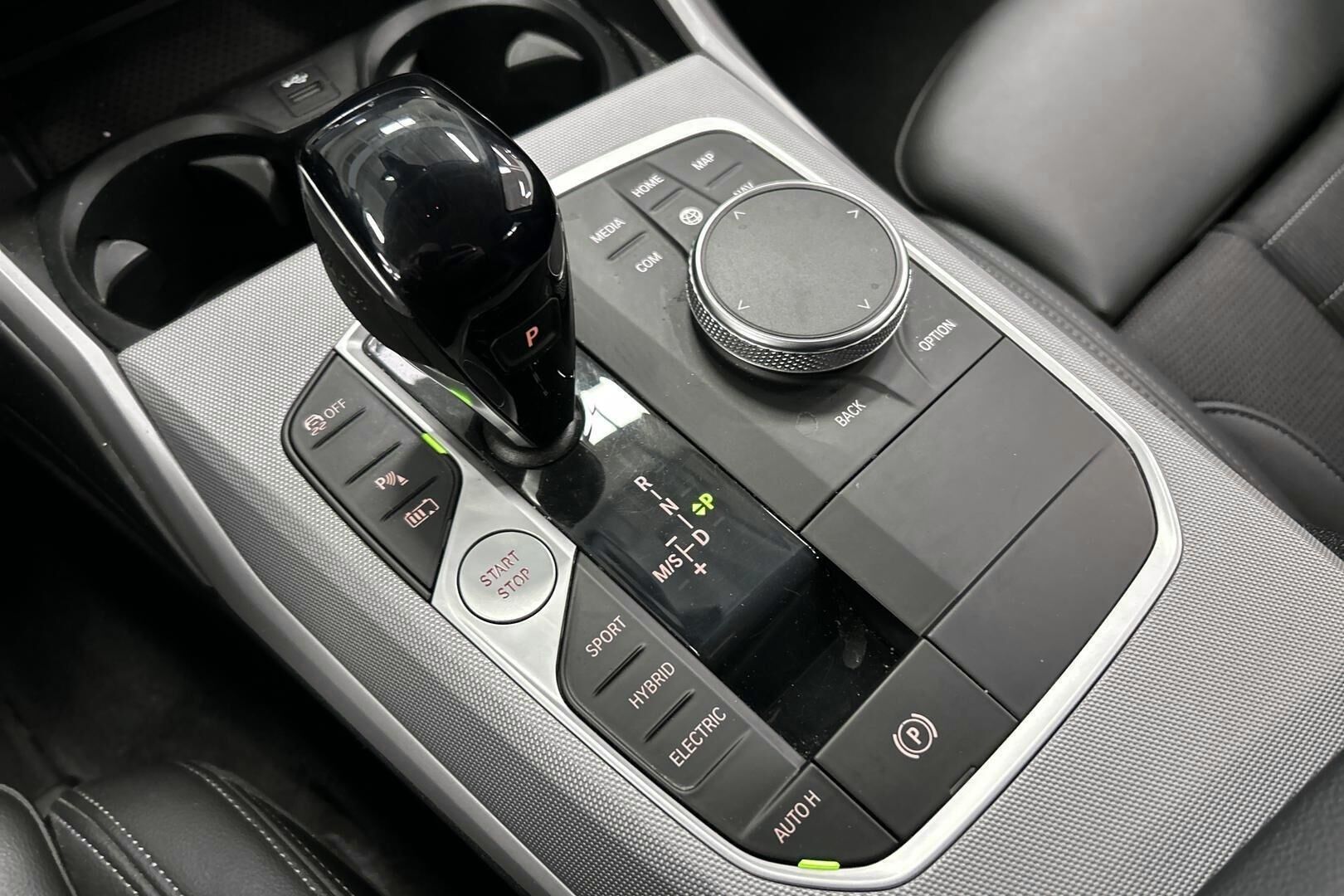 BMW 3-SARJA iso kuva 33