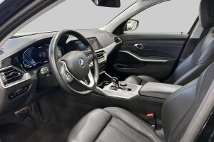 BMW 3-SARJA esikatselu 9