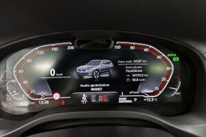 BMW iX3 esikatselu 14