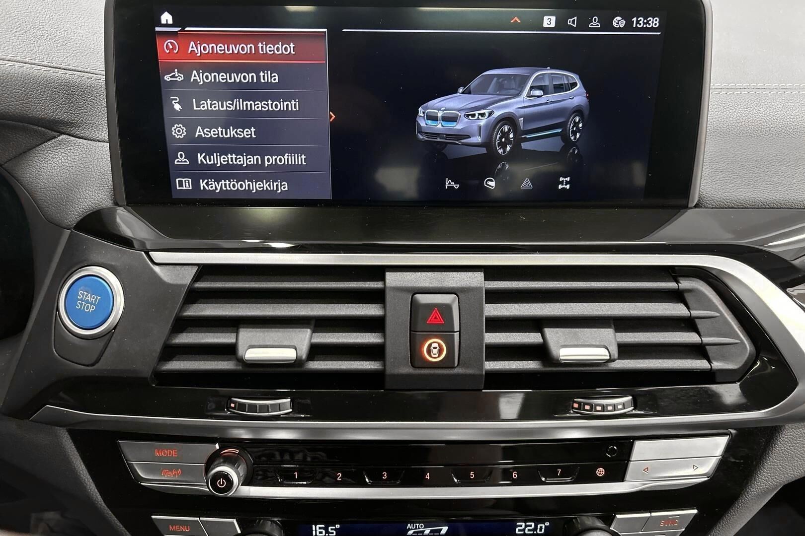 BMW iX3 iso kuva 17