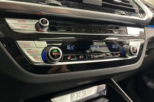 BMW iX3 esikatselu 20