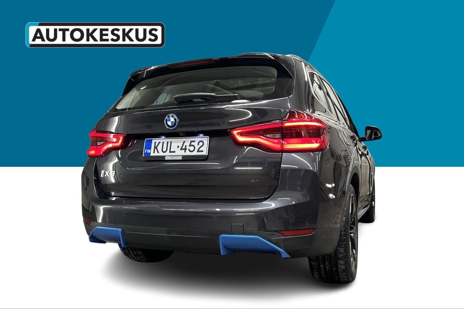 BMW iX3 iso kuva 5