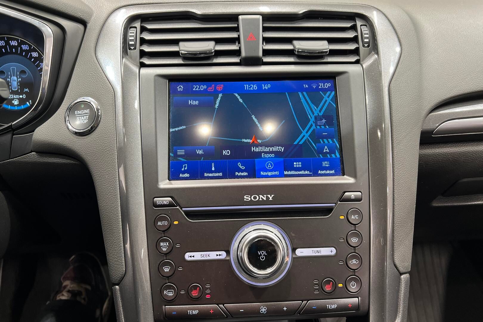 Ford Mondeo iso kuva 15