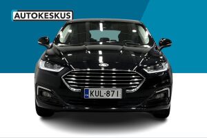 Ford Mondeo esikatselu 2