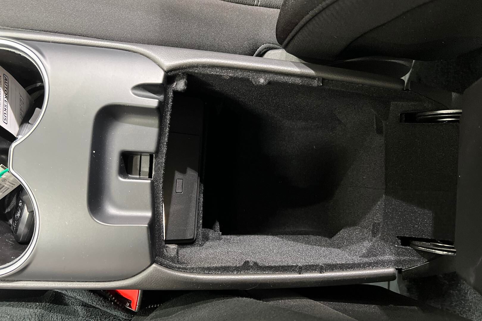 Ford Mondeo iso kuva 21