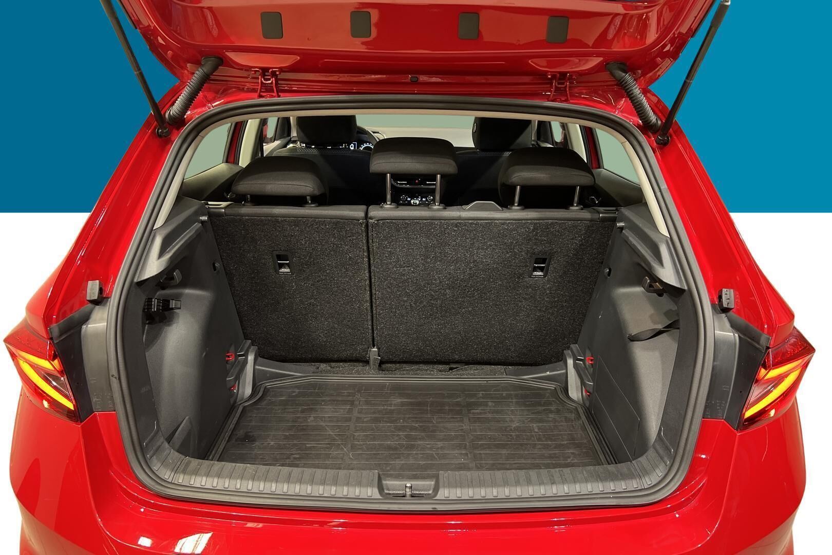 Skoda Fabia iso kuva 12