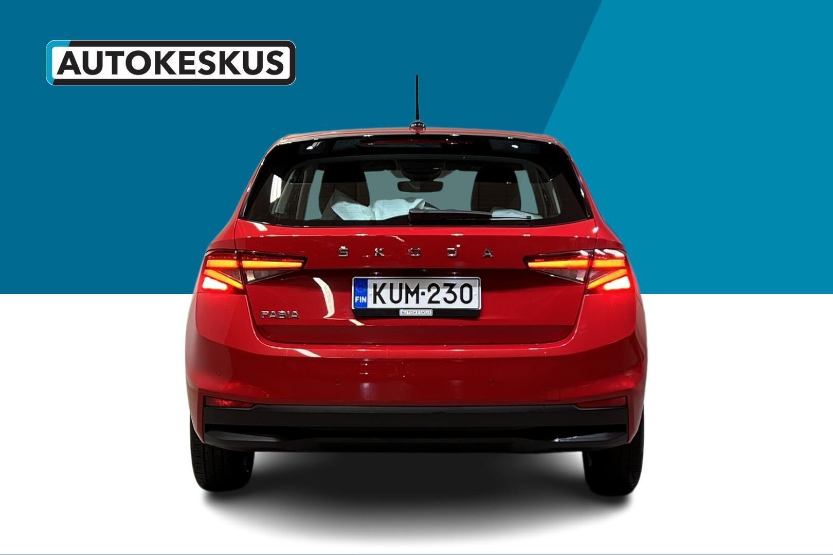 Skoda Fabia iso kuva 6