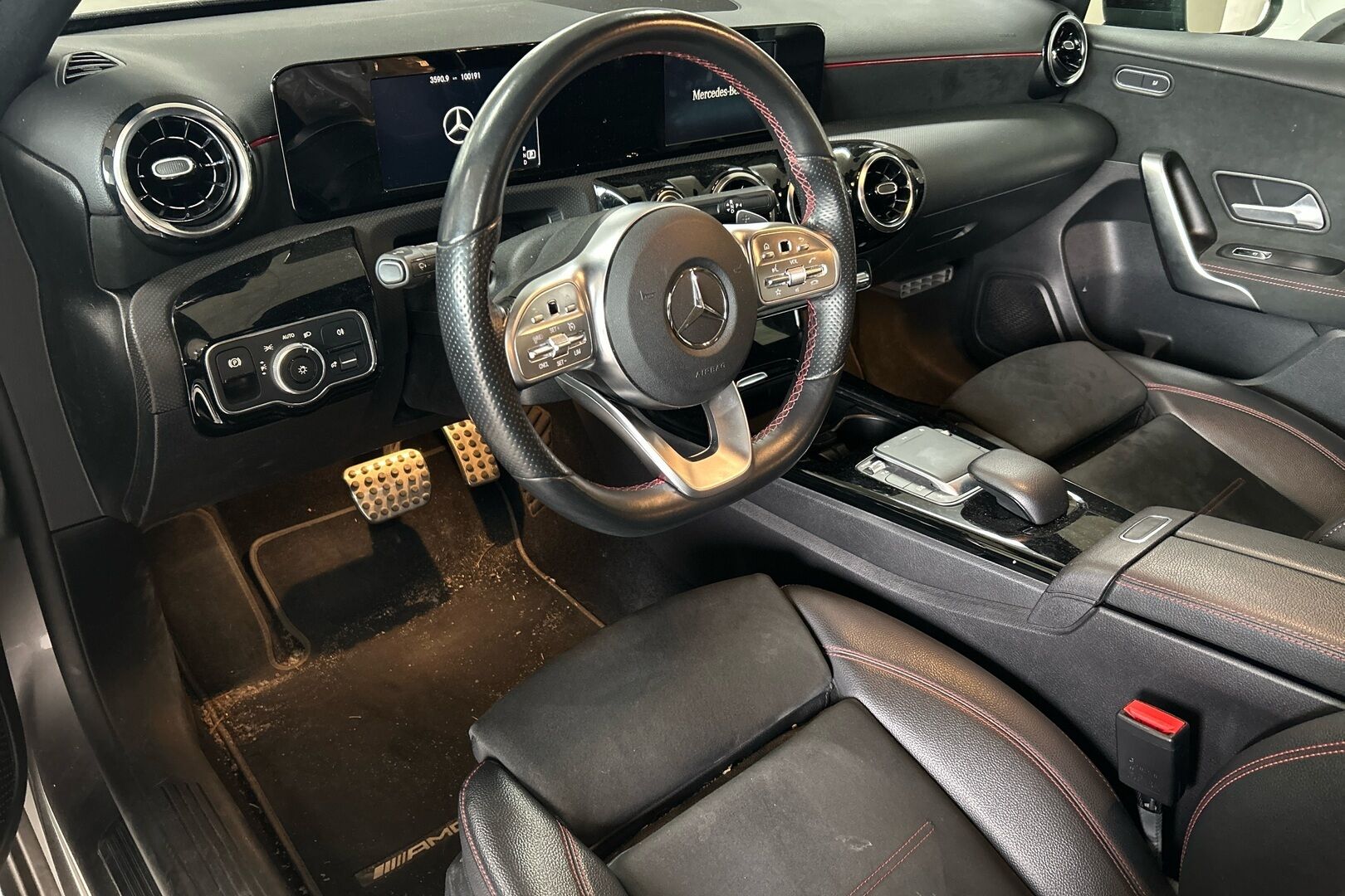 Mercedes-Benz A iso kuva 1