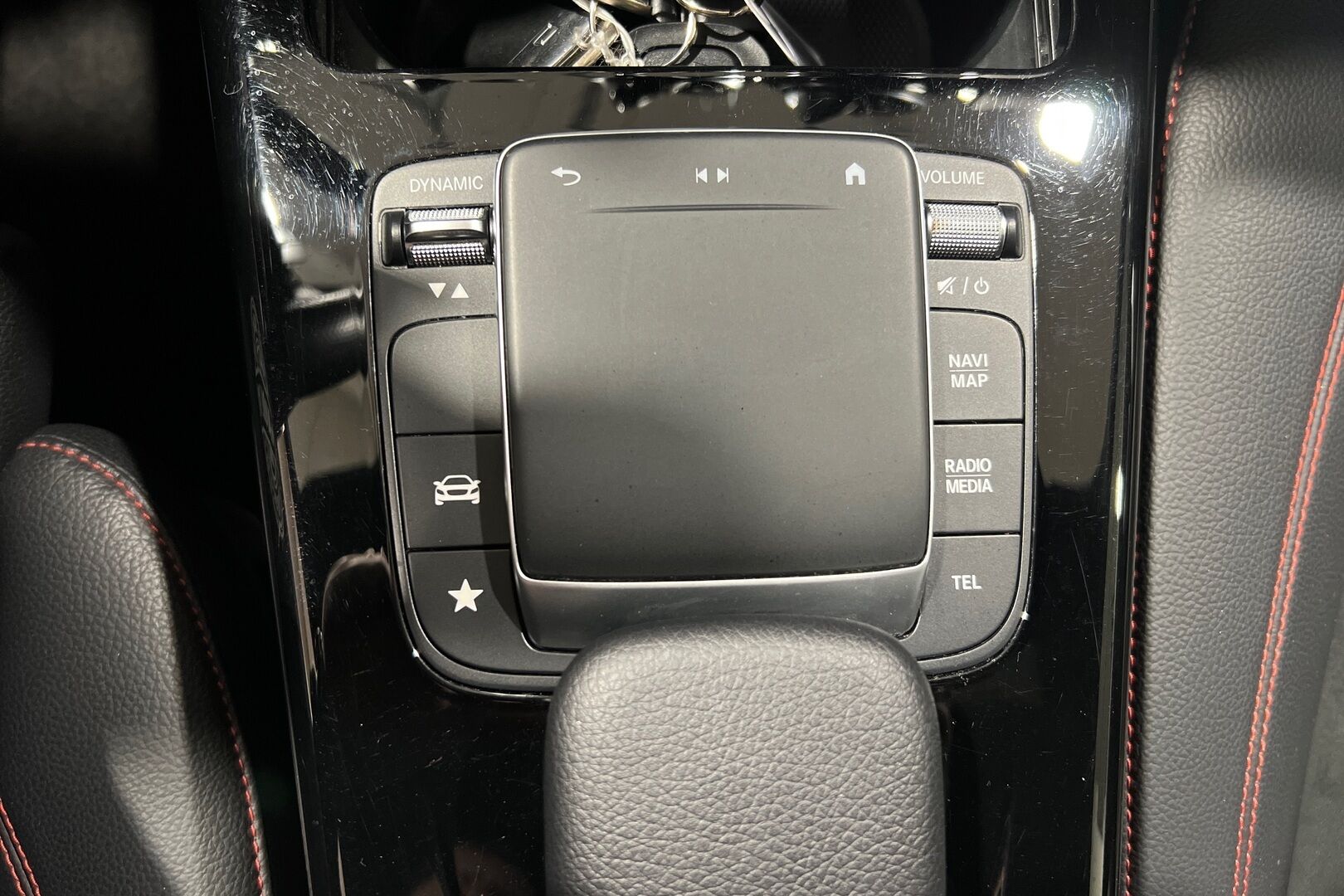 Mercedes-Benz A iso kuva 18