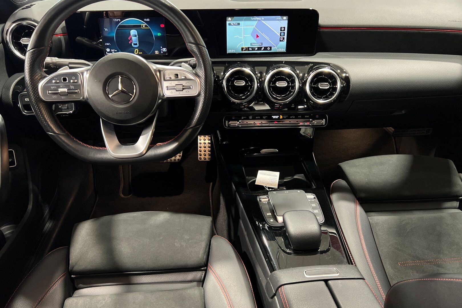 Mercedes-Benz A iso kuva 7