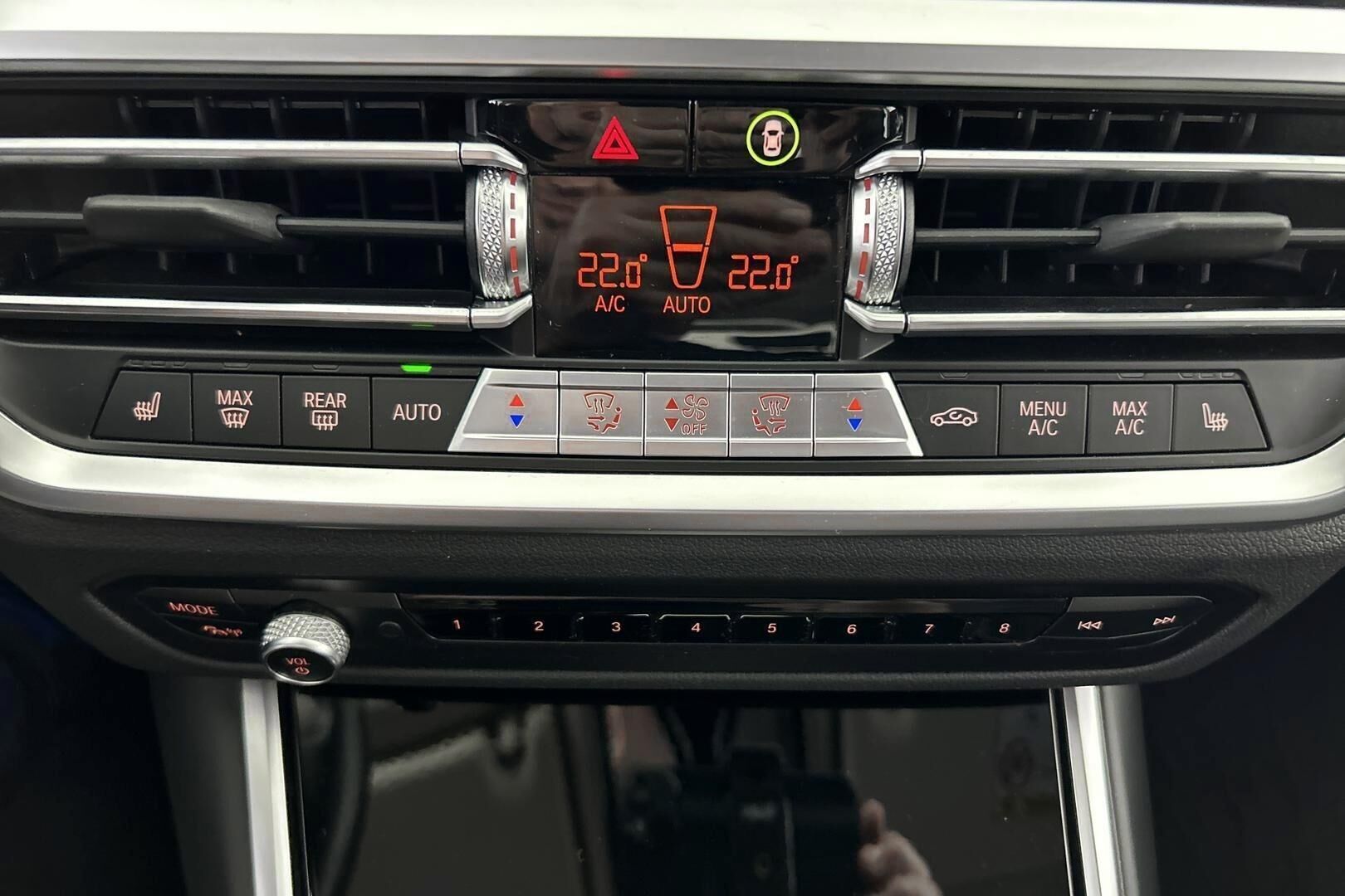 BMW 3-SARJA iso kuva 15