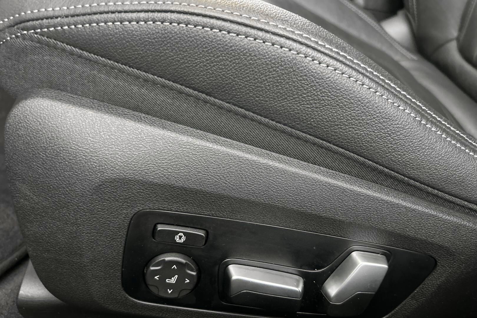 BMW 3-SARJA iso kuva 23