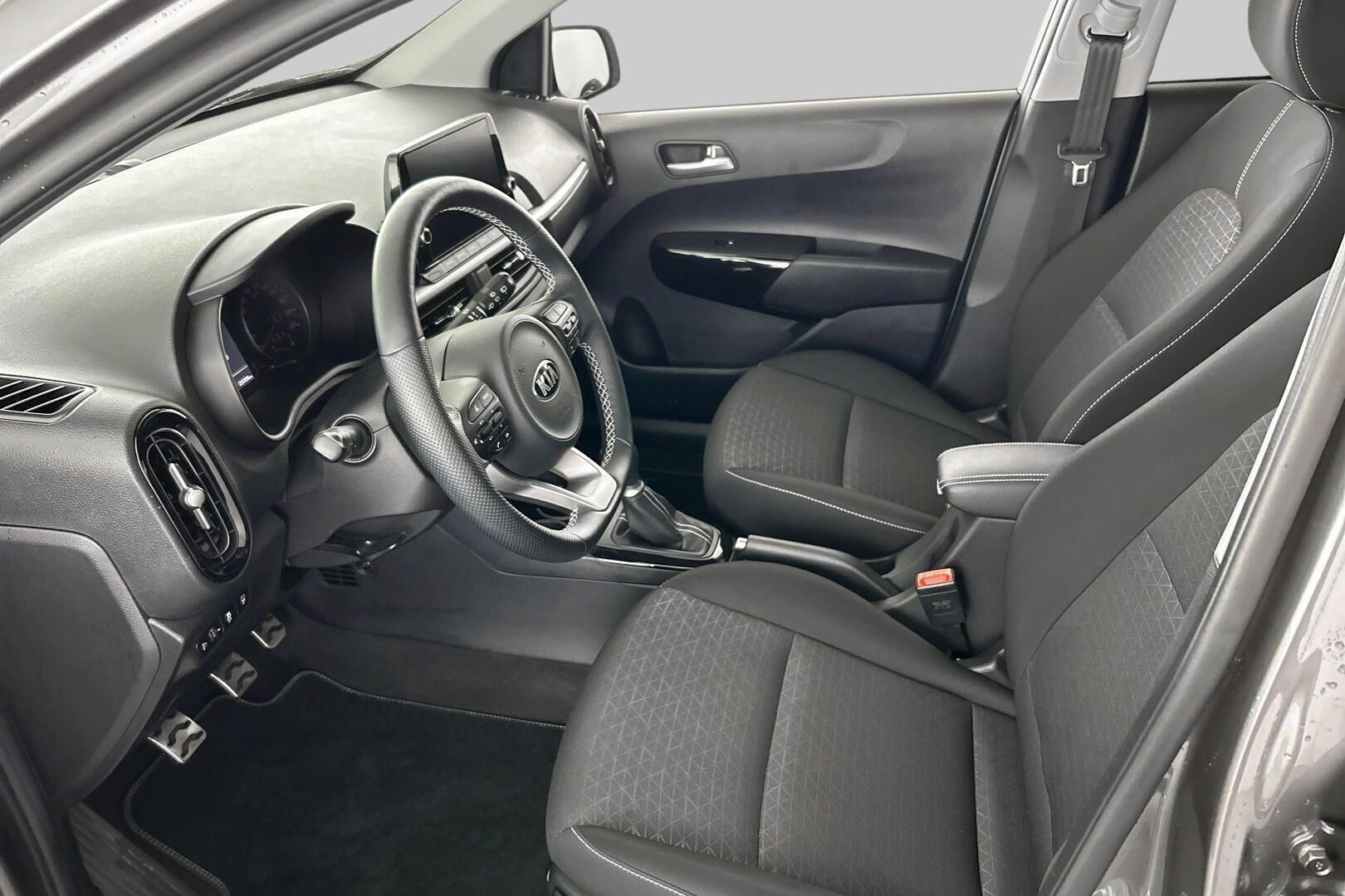 Kia Picanto iso kuva 8