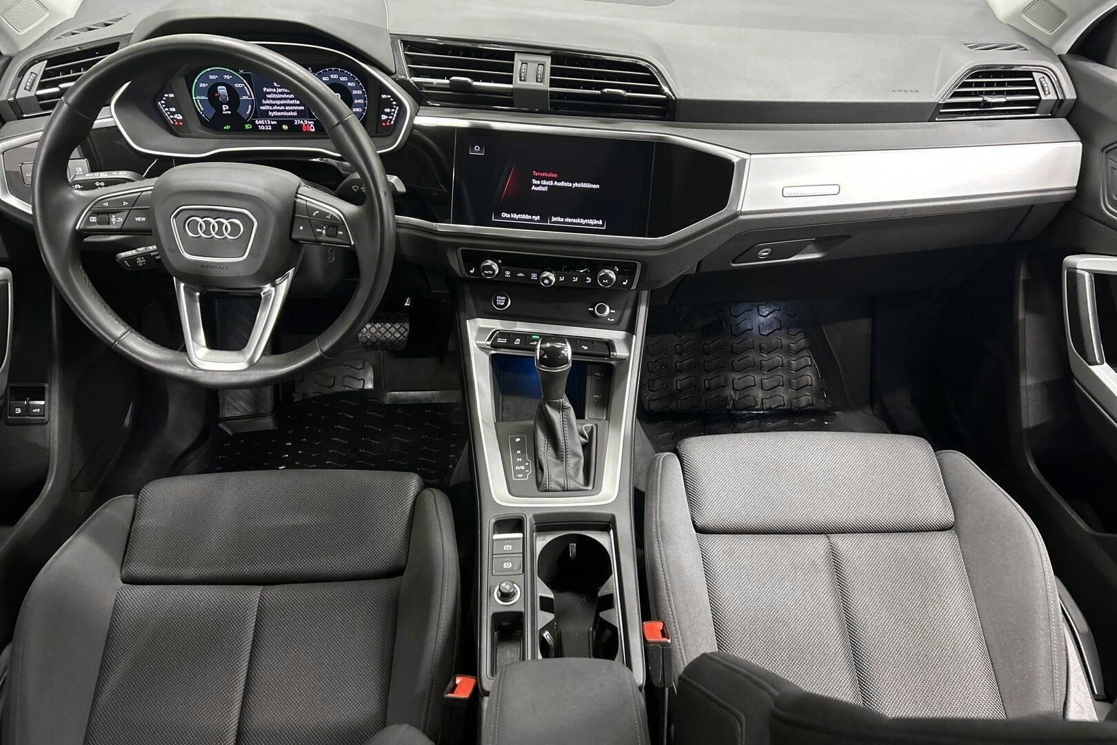 Audi Q3 iso kuva 11
