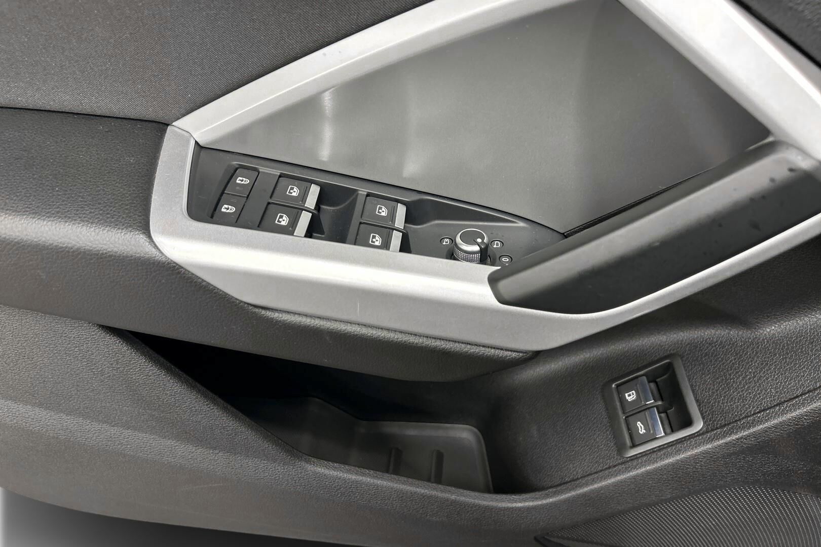 Audi Q3 iso kuva 25