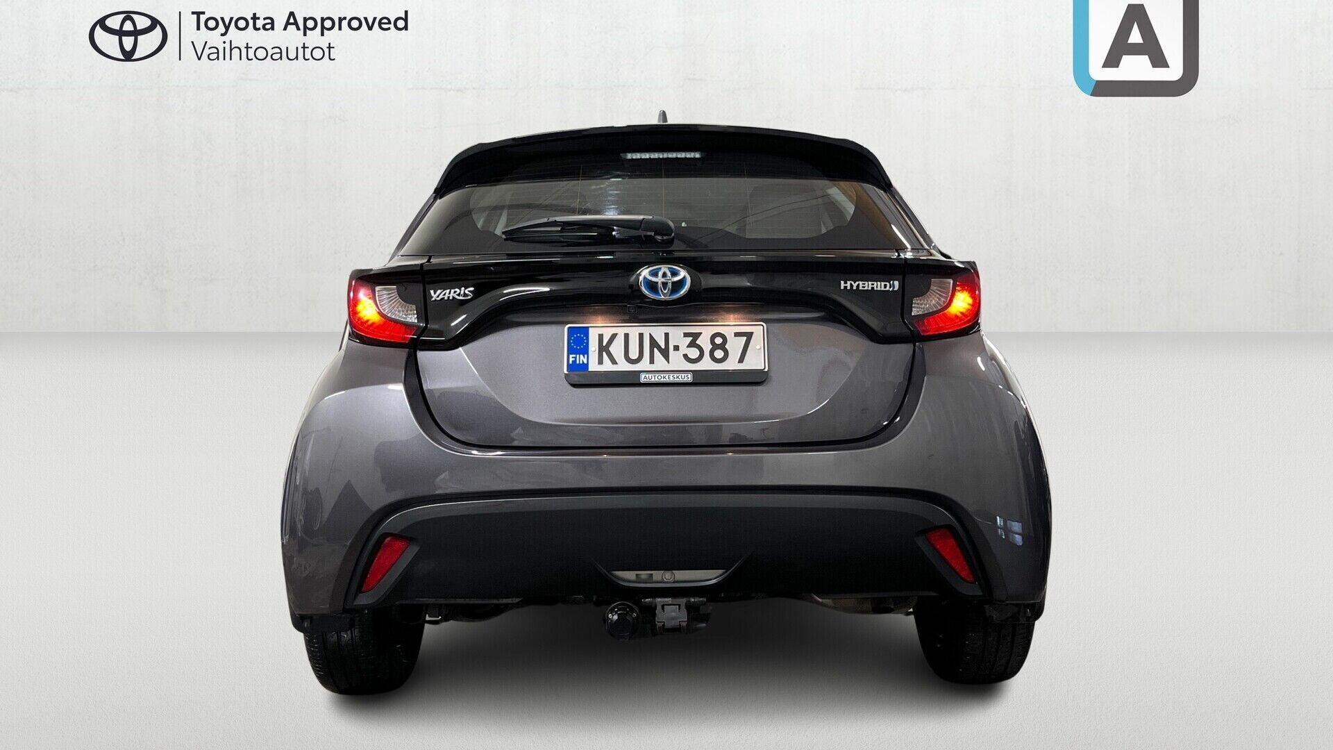 Toyota Yaris iso kuva 16