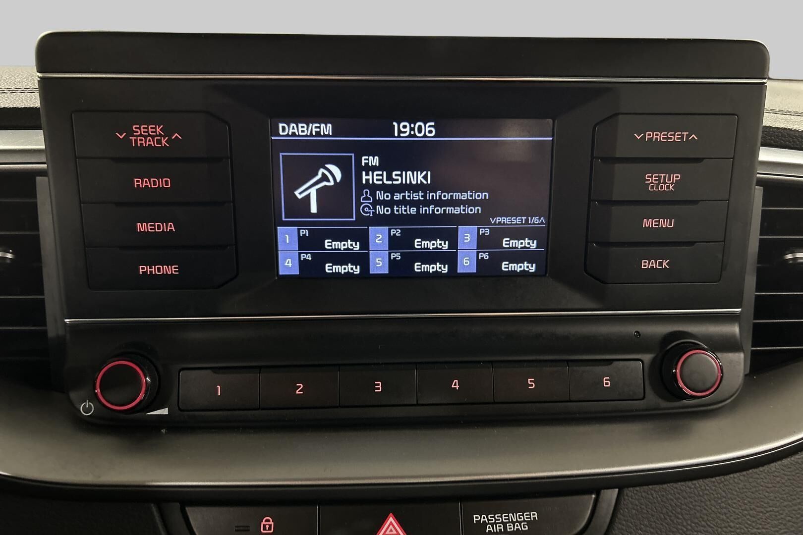 Kia Ceed iso kuva 15