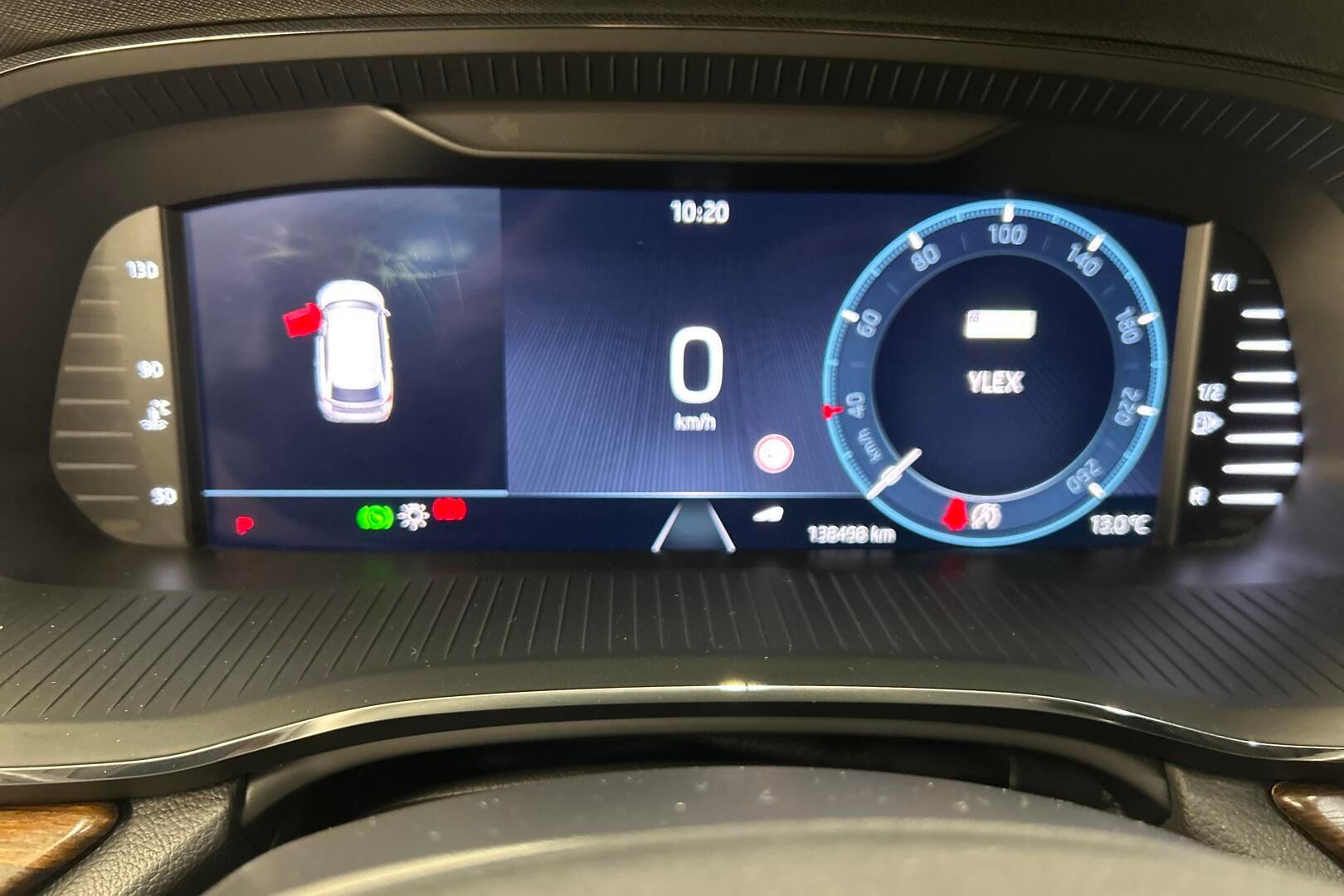 Skoda Octavia iso kuva 17