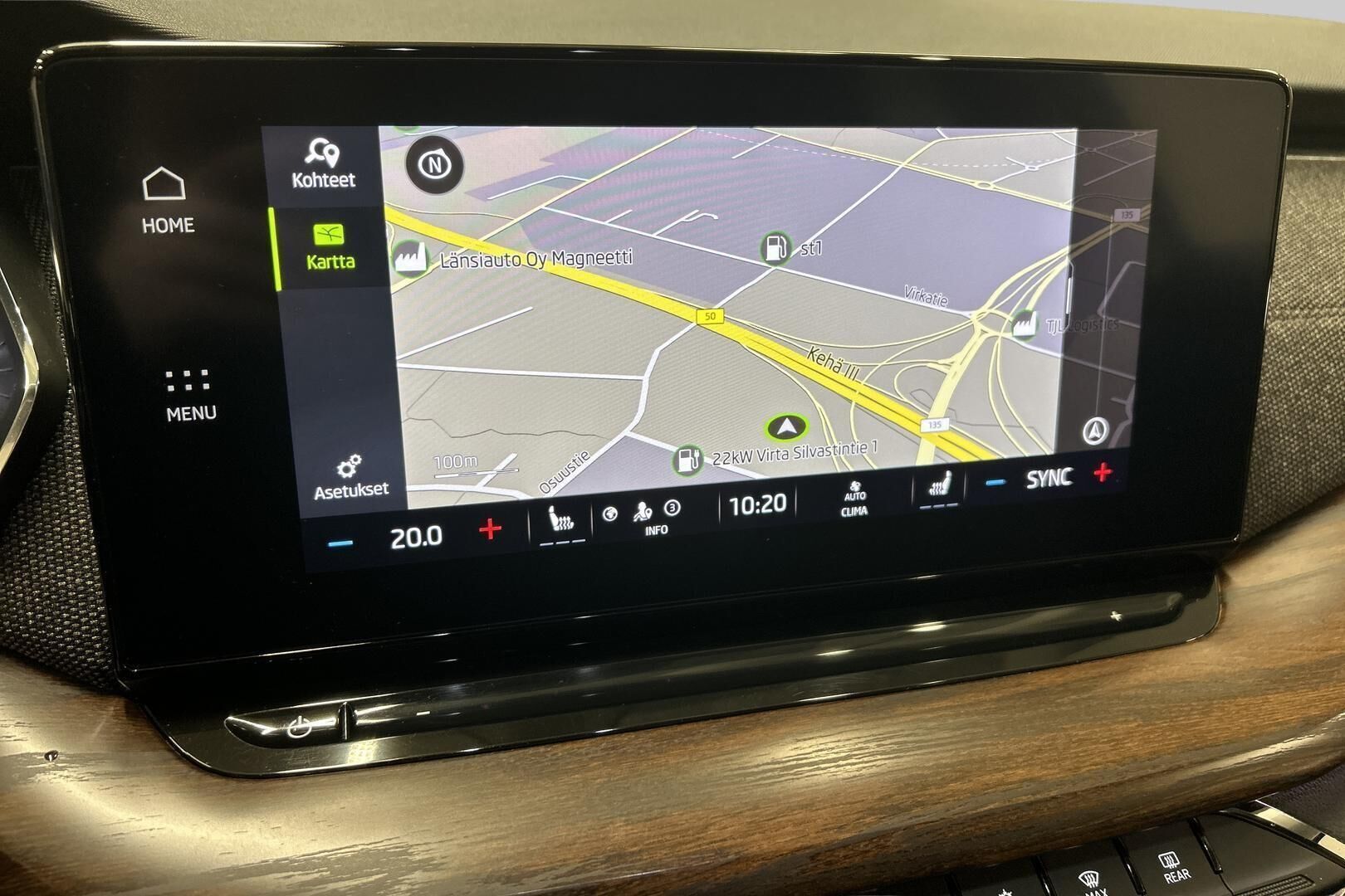 Skoda Octavia iso kuva 20