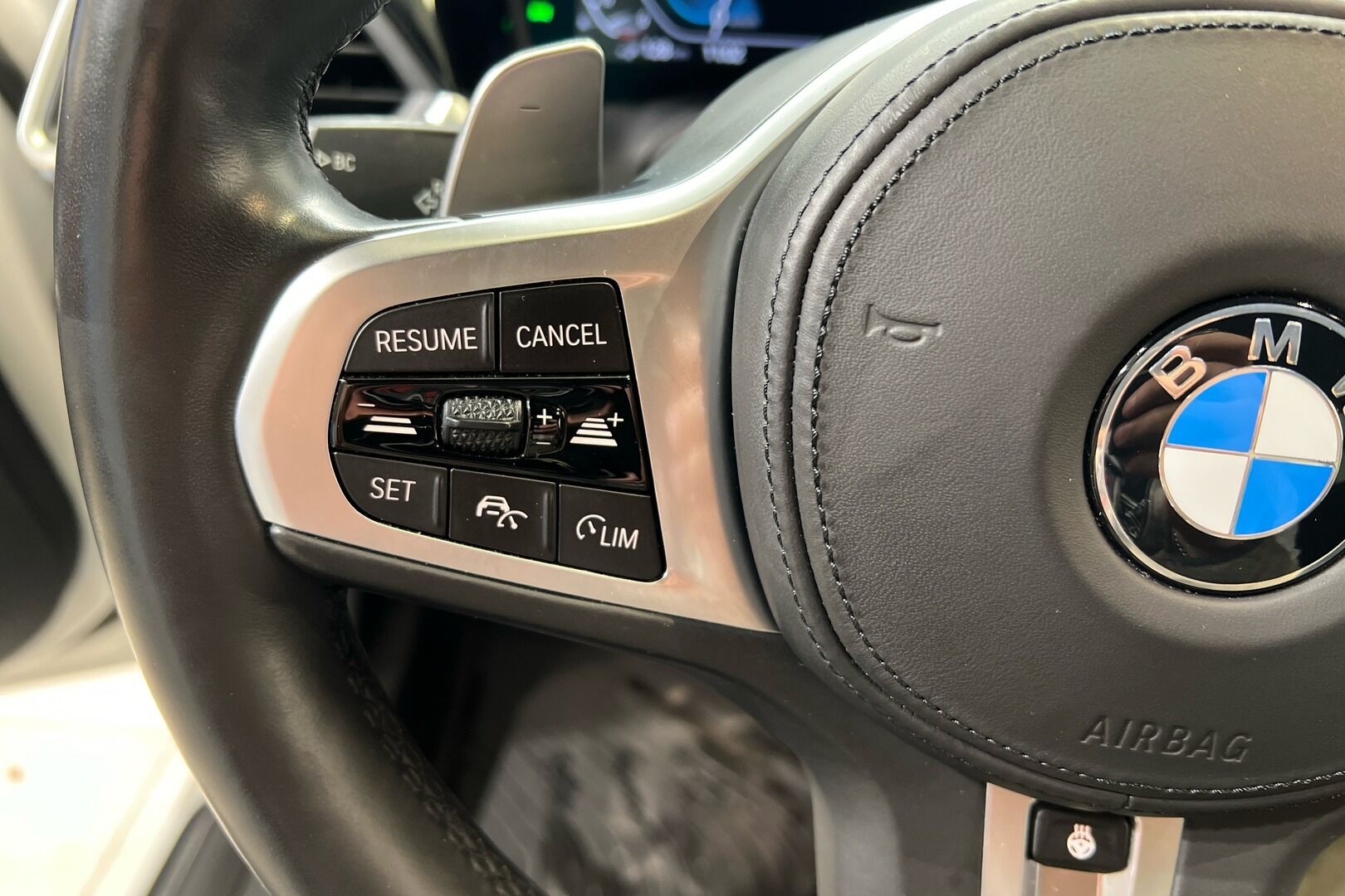 BMW 3-sarja iso kuva 17