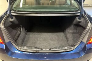 BMW 5-SARJA esikatselu 12