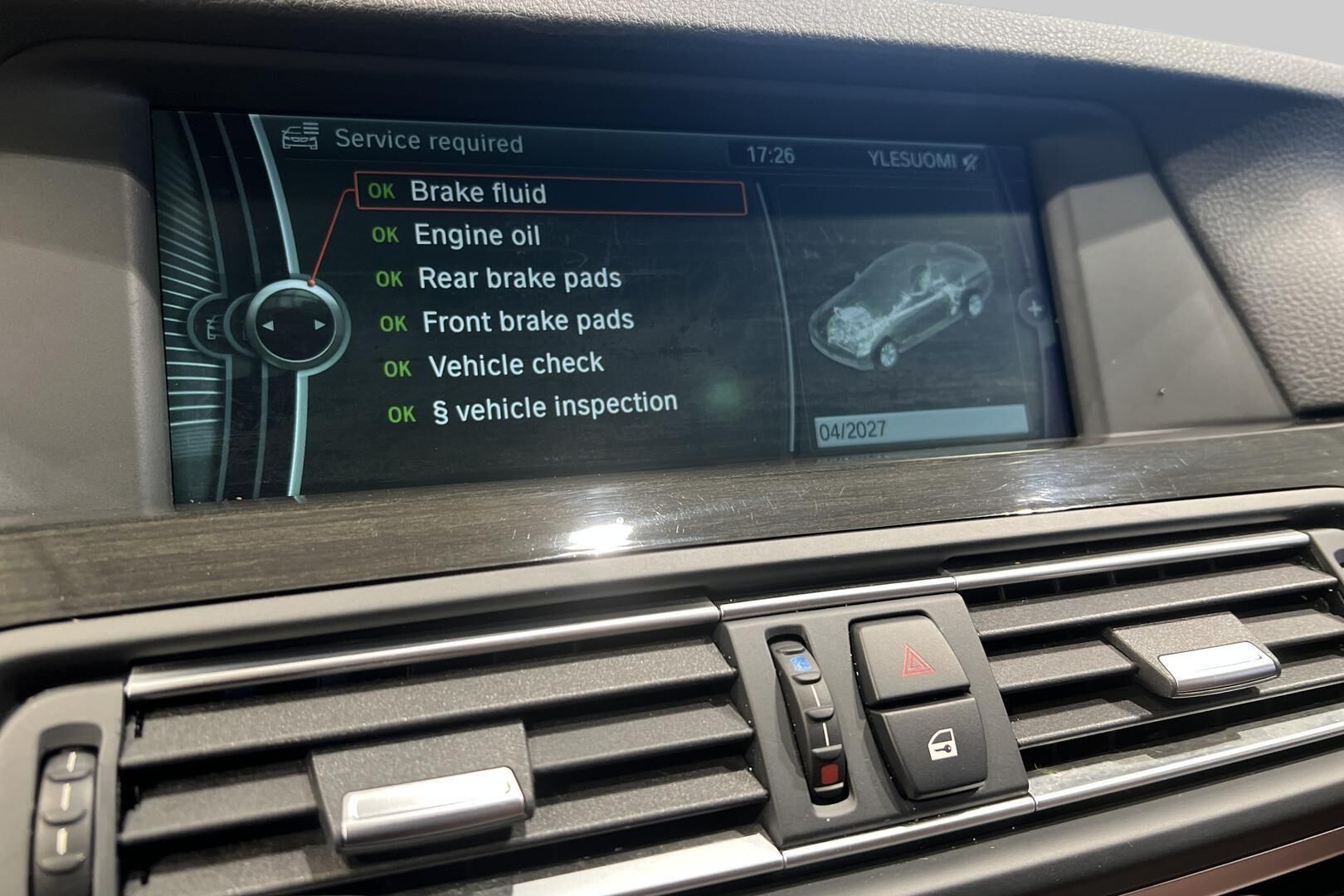 BMW 5-SARJA iso kuva 15