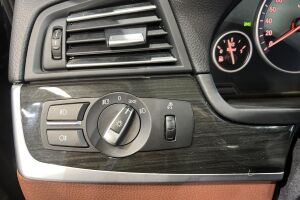 BMW 5-SARJA esikatselu 25