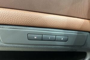 BMW 5-SARJA esikatselu 26